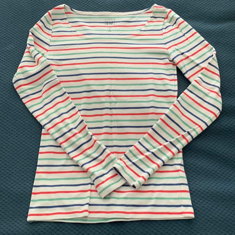 Gap Small Modern T long sleeve striped t